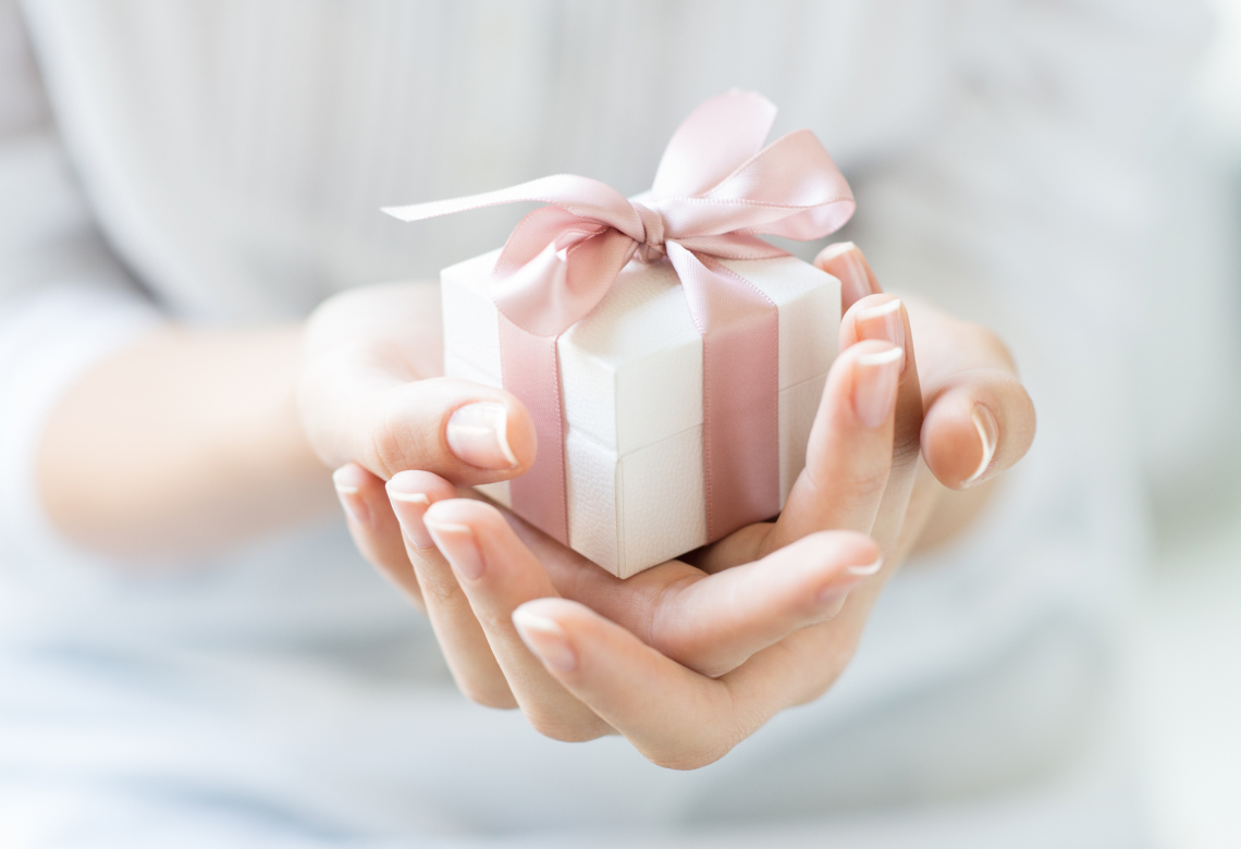 It's Time to Remind Everyone of Your Corporate Gift Policies - FindLaw