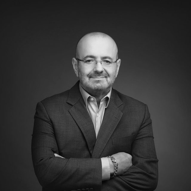 Elie Kawkabani - Leitende Geschäftsentwicklungs-Direktorin